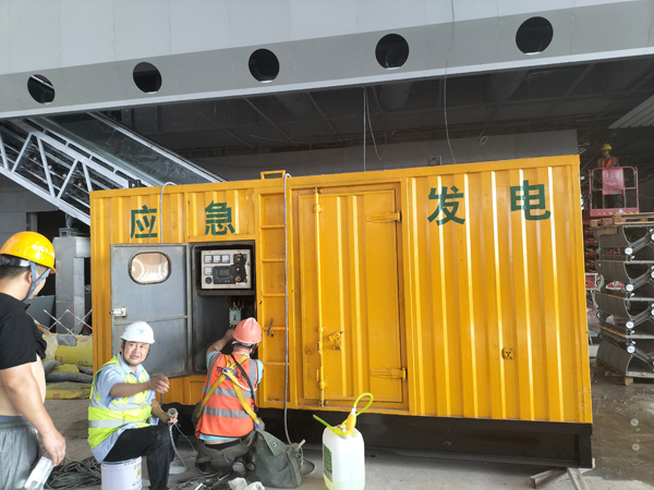 弋阳怎样判断空气滤清器是否需要更换？